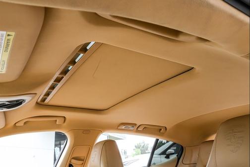 White 2014 Porsche Panamera 4