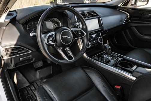 2020 Jaguar XE S AWD Automatic