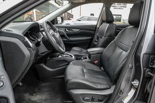 Gun Metallic 2016 Nissan Rogue SL