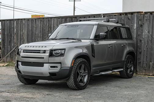 2021 Land Rover Defender 110 SE