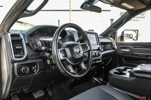 2022 RAM 2500 Big Horn Crew Cab 4x4 6'4' Box