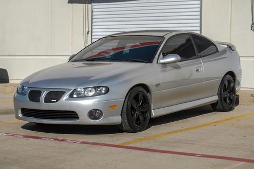 2004 Pontiac GTO Base