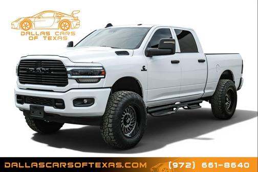 Bright White Clearcoat 2023 RAM 2500 Tradesman Crew Cab 4x4 6'4' Box