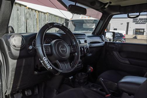 2013 Jeep Wrangler Sport