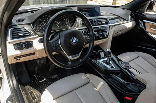 2018 BMW 330e iPerformance