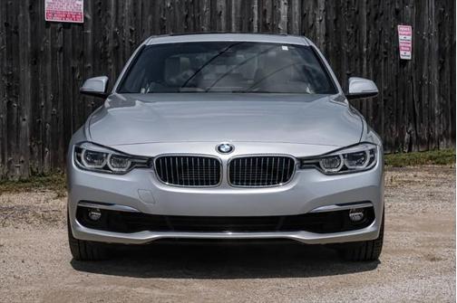 2018 BMW 330e iPerformance