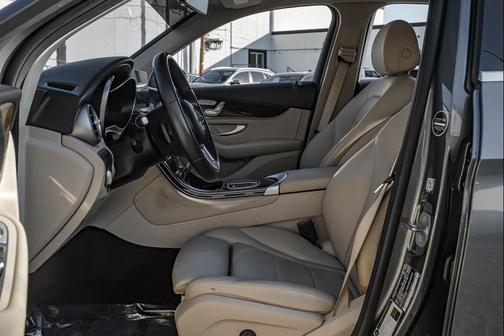 2021 Mercedes-Benz GLC 300 Base