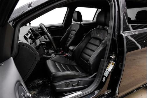 2018 Volkswagen Golf R 2.0T Manual