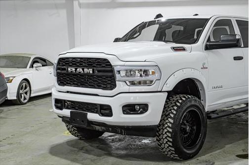 2022 RAM 2500 Tradesman Crew Cab 4x4 6'4' Box