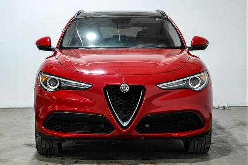 2019 Alfa Romeo Stelvio Sport