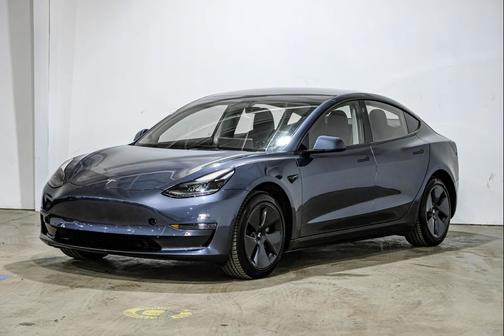 2022 Tesla Model 3 Standard Range
