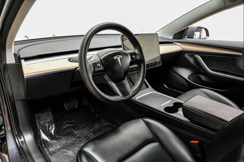2022 Tesla Model 3 Standard Range