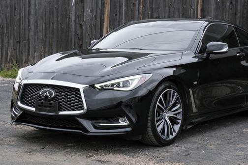 2019 INFINITI Q60 3.0T LUXE