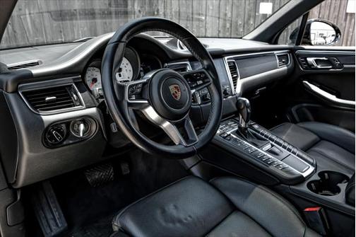 2017 Porsche Macan GTS