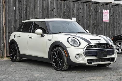 2016 MINI Hardtop Cooper S