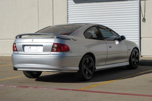 2004 Pontiac GTO Base