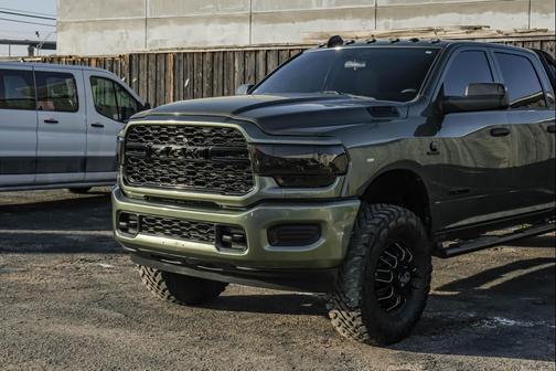 2021 RAM 3500 Tradesman Crew Cab 4x4 8' Box