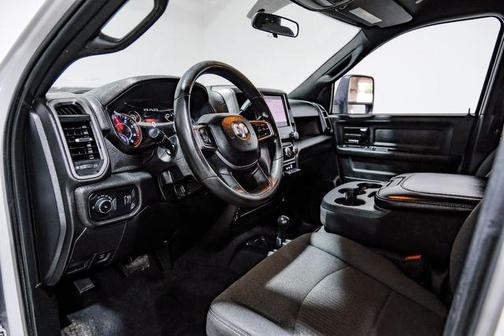 2023 RAM 2500 Tradesman Crew Cab 4x4 6'4' Box