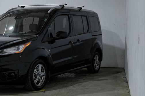 2019 Ford Transit Connect Titanium w/Rear Liftgate