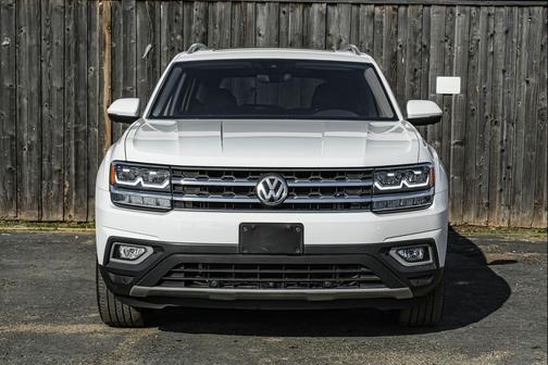 2018 Volkswagen Atlas 3.6L SEL Premium
