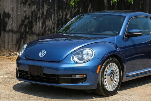 2016 Volkswagen Beetle 1.8T SE