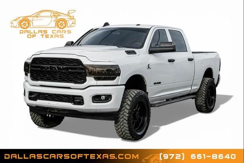 2022 RAM 2500 Tradesman Crew Cab 4x4 6'4' Box