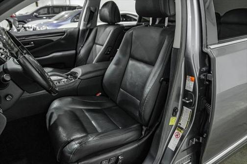 2016 Lexus LS 460 Base
