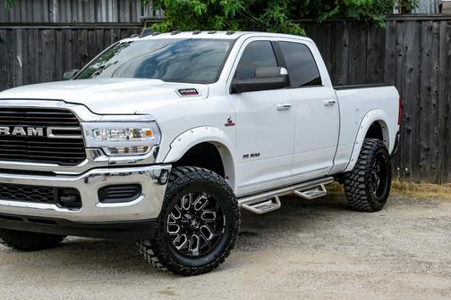 2019 RAM 2500 Big Horn Crew Cab 4x4 6'4' Box