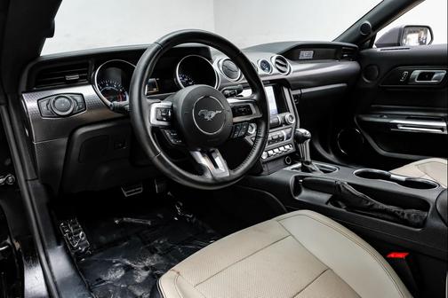 2021 Ford Mustang EcoBoost Premium