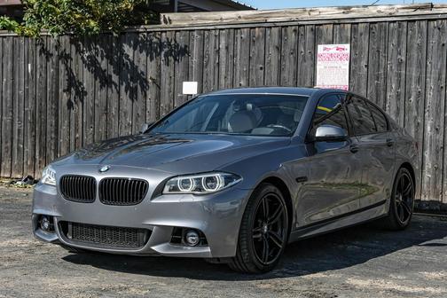 2014 BMW 550 4dr Sdn 550i RWD
