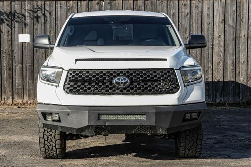 2018 Toyota Tundra SR