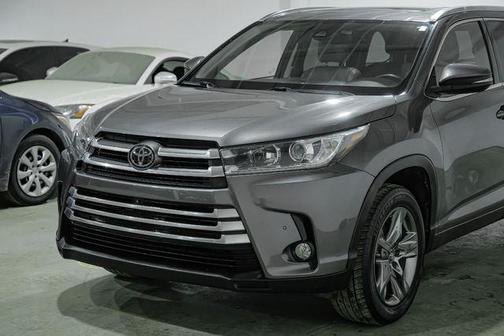 2017 Toyota Highlander Limited