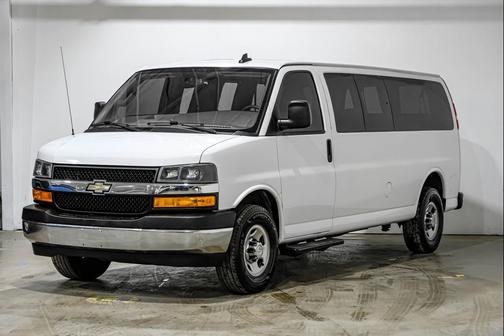 2018 Chevrolet Express 3500 LT