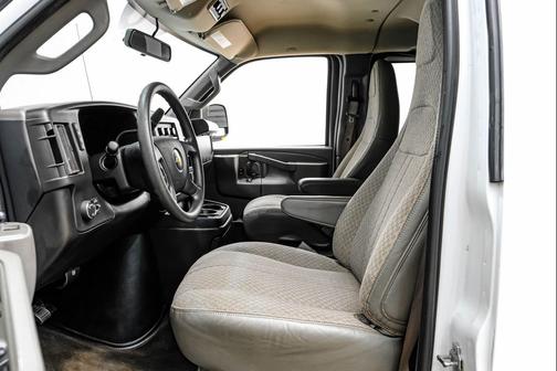 2018 Chevrolet Express 3500 LT