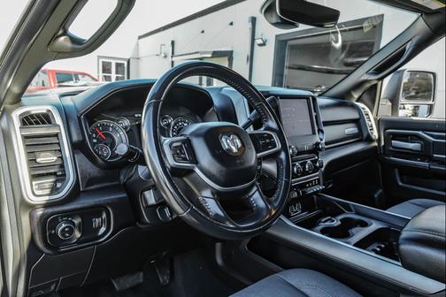 2024 RAM 2500 Big Horn Crew Cab 4x4 6'4' Box