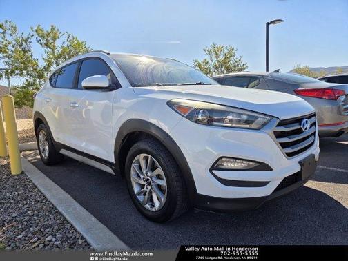 Dazzling White 2018 Hyundai TUCSON SEL