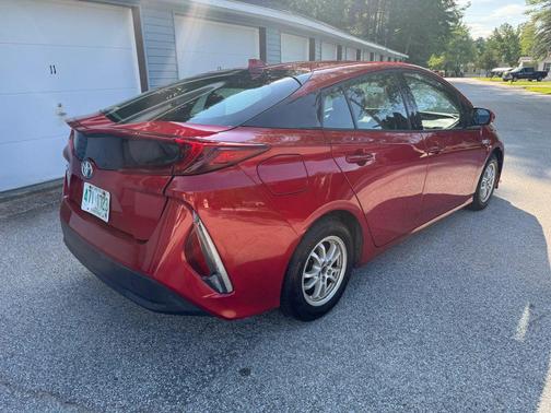 Hypersonic Red 2018 Toyota Prius Prime Plus