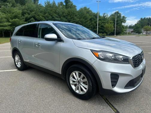 Silver 2020 Kia Sorento LX