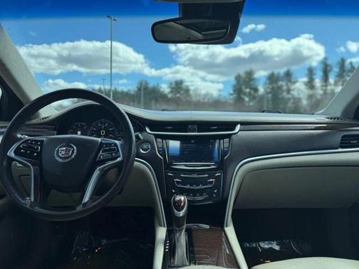 Black 2013 Cadillac XTS Platinum
