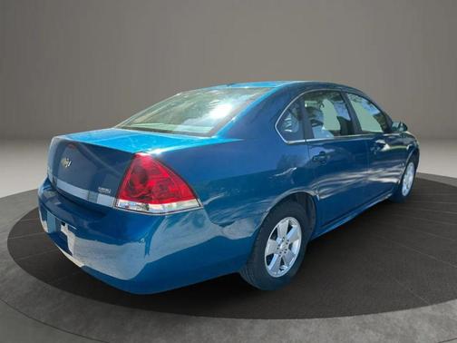 Blue 2010 Chevrolet Impala LT