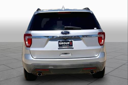 INGOT SILVER METALLIC 2017 Ford Explorer Base