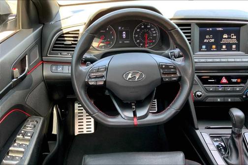 2018 Hyundai ELANTRA Sport