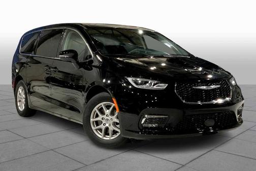 2024 Chrysler Pacifica Touring-L