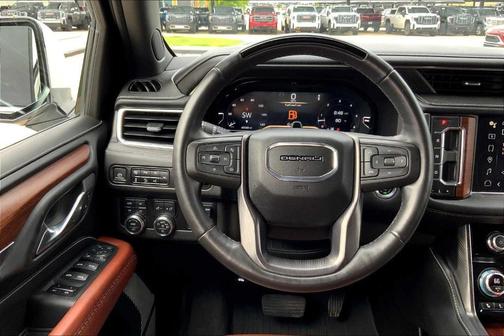 2023 GMC Yukon XL Denali Ultimate