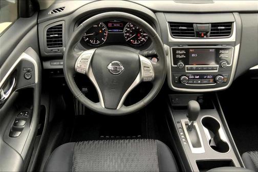 2017 Nissan Altima 2.5 SV