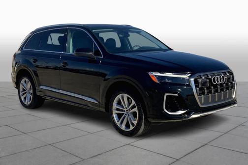2025 Audi Q7 55 Premium Plus