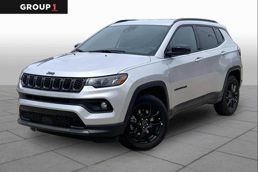 Silver Zynith Metallic Clearcoat 2025 Jeep Compass Latitude