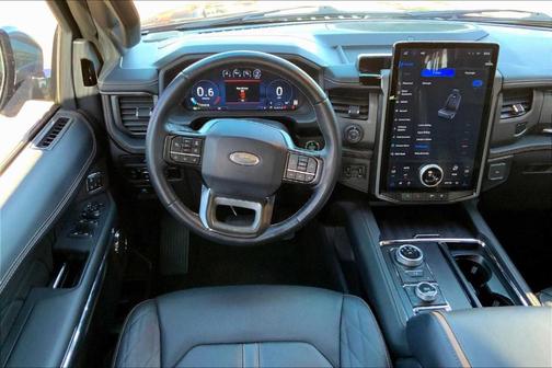2024 Ford Expedition Platinum