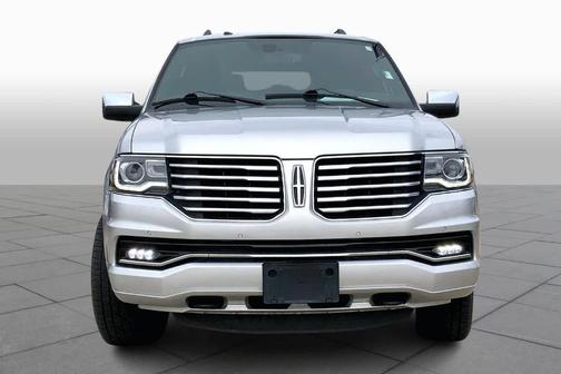 2015 Lincoln Navigator Base