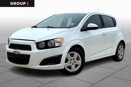 2016 Chevrolet Sonic LS